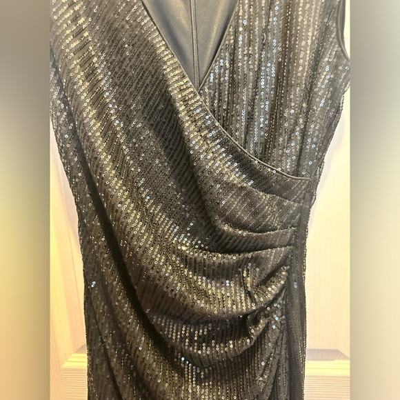 SHEIN Tassel Draped Dress Elegant V
Neck Sleeveless Party Flapper - Picture 4 of 10